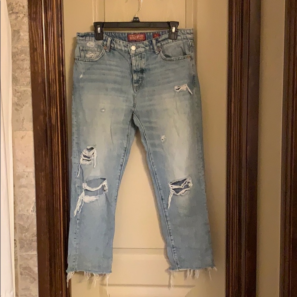 Lucky brand distressed jeans